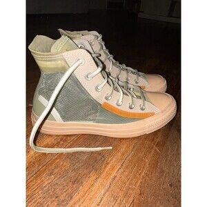 Size 7 - Beige Converse Chuck Taylor All Star High Translucent Emerald 2019